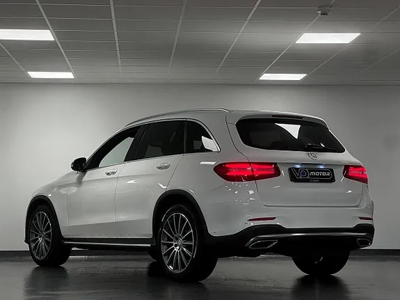 Mercedes-Benz Glc 2016 photo 2