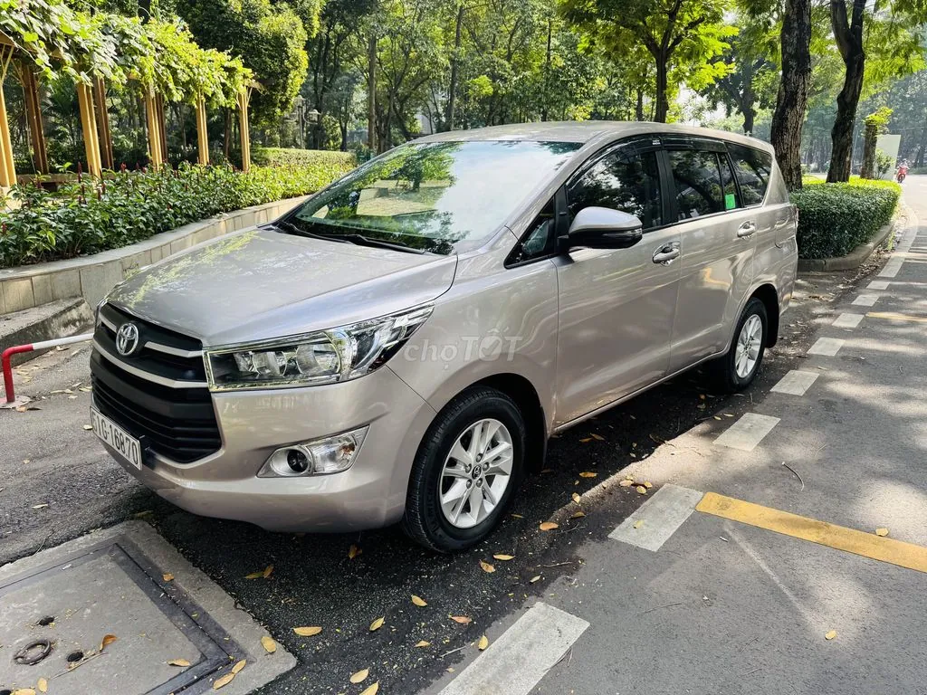 Toyota Innova 2018 photo 4