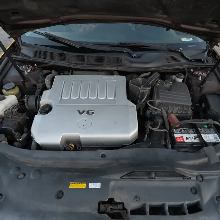Toyota Avalon 2011 photo 2