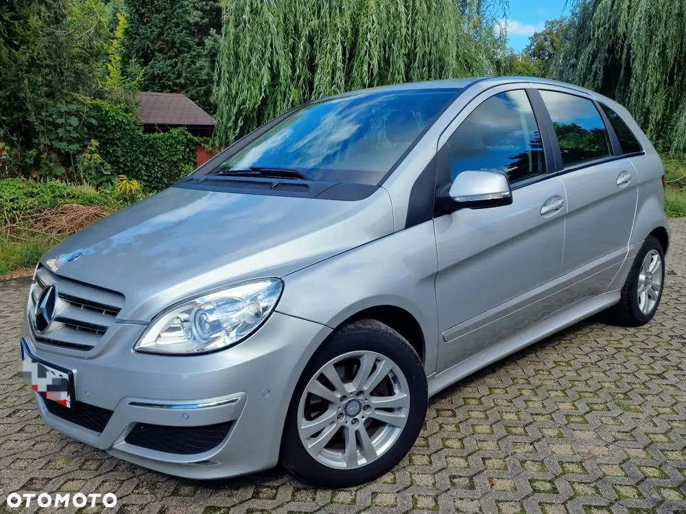Mercedes-Benz B-Class 2008 photo 2