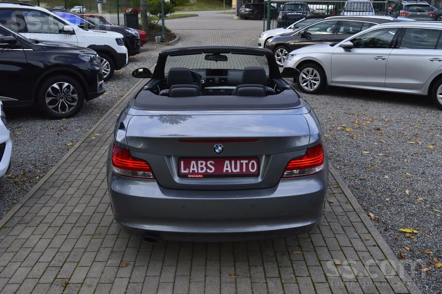 BMW 120I Cabrio 2009 photo 5