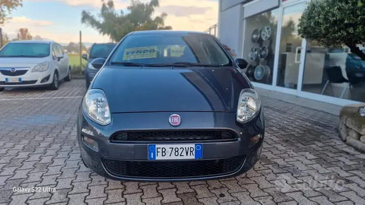 Fiat Punto 2015 photo 2