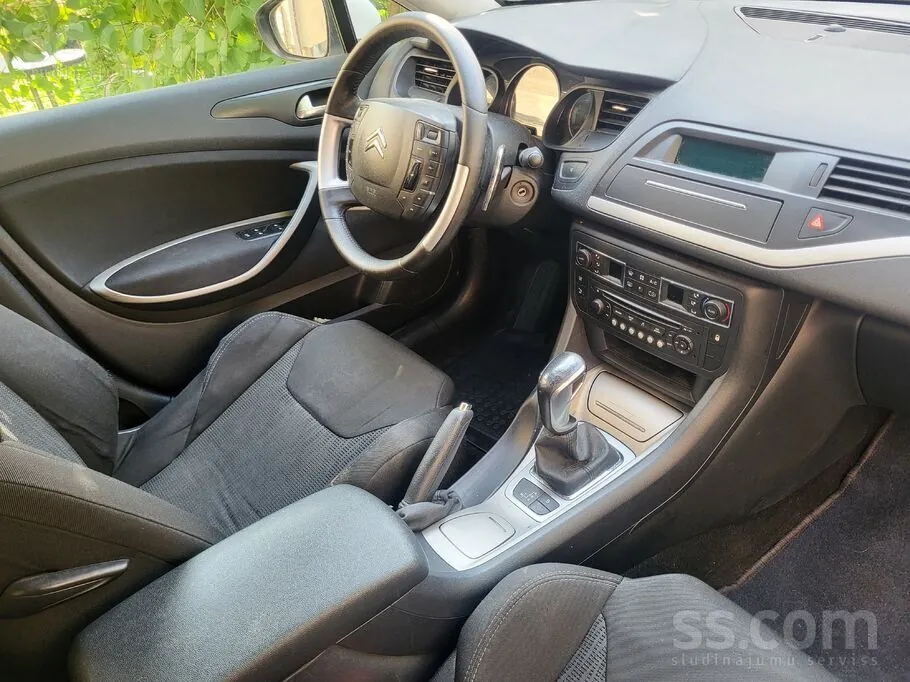 Citroen C5 2012 photo 5