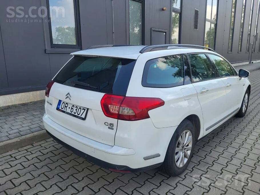Citroen C5 2012 photo 3