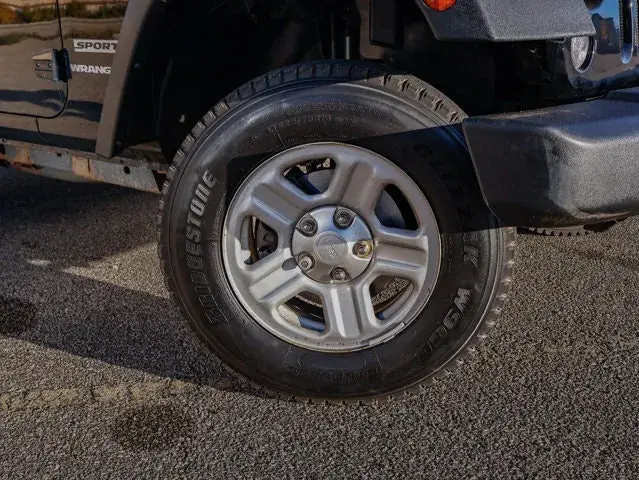 Jeep Wrangler 2015 photo 4
