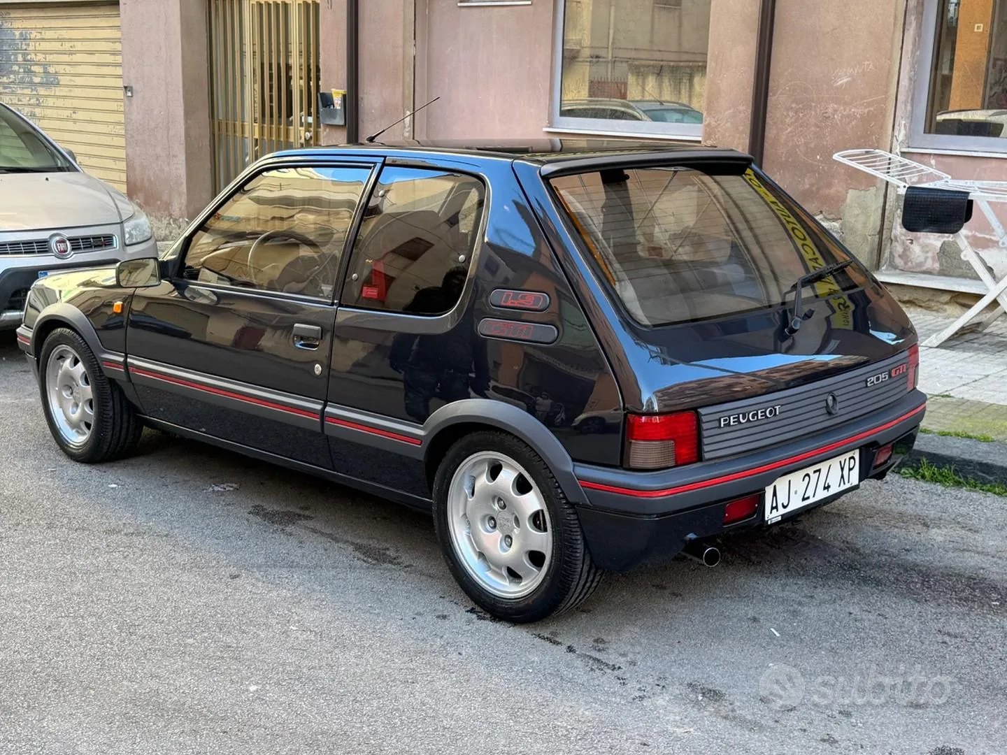 Peugeot 205 1987 photo 4