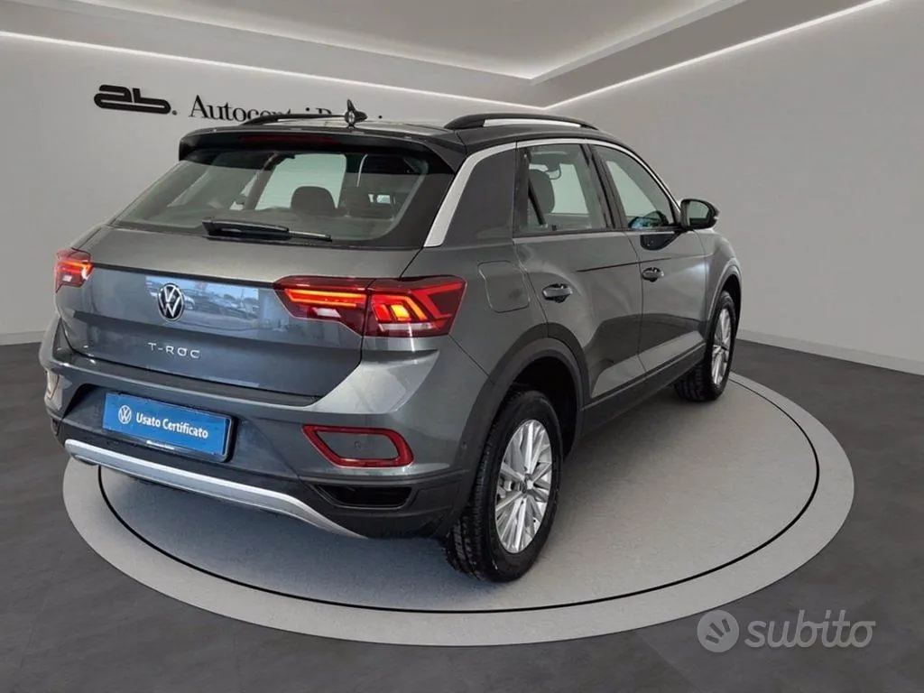 Volkswagen T-Roc 2025 photo 3