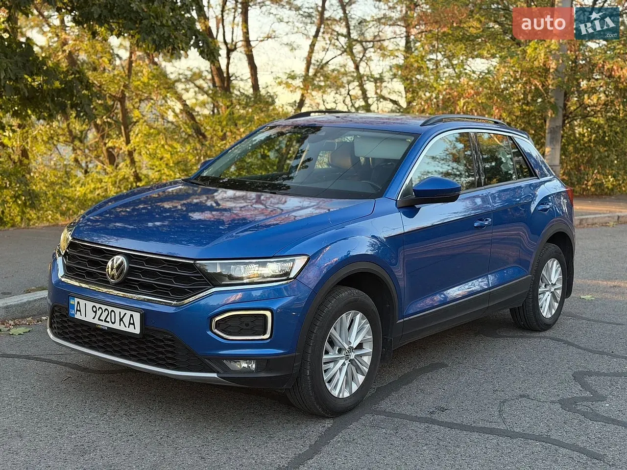 Volkswagen T-Roc 2019 photo 3