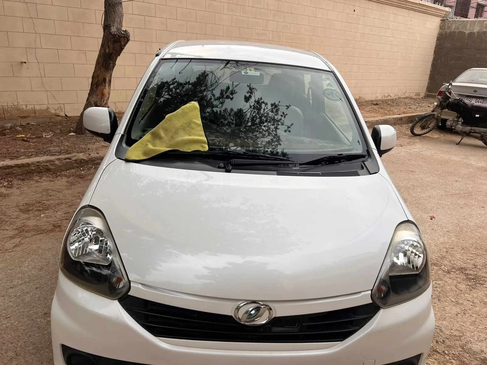 Daihatsu Mira
