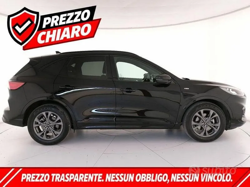 Ford Kuga 2022 photo 3