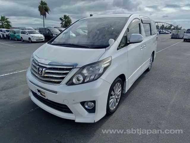 Toyota Alphard 2013 photo 2
