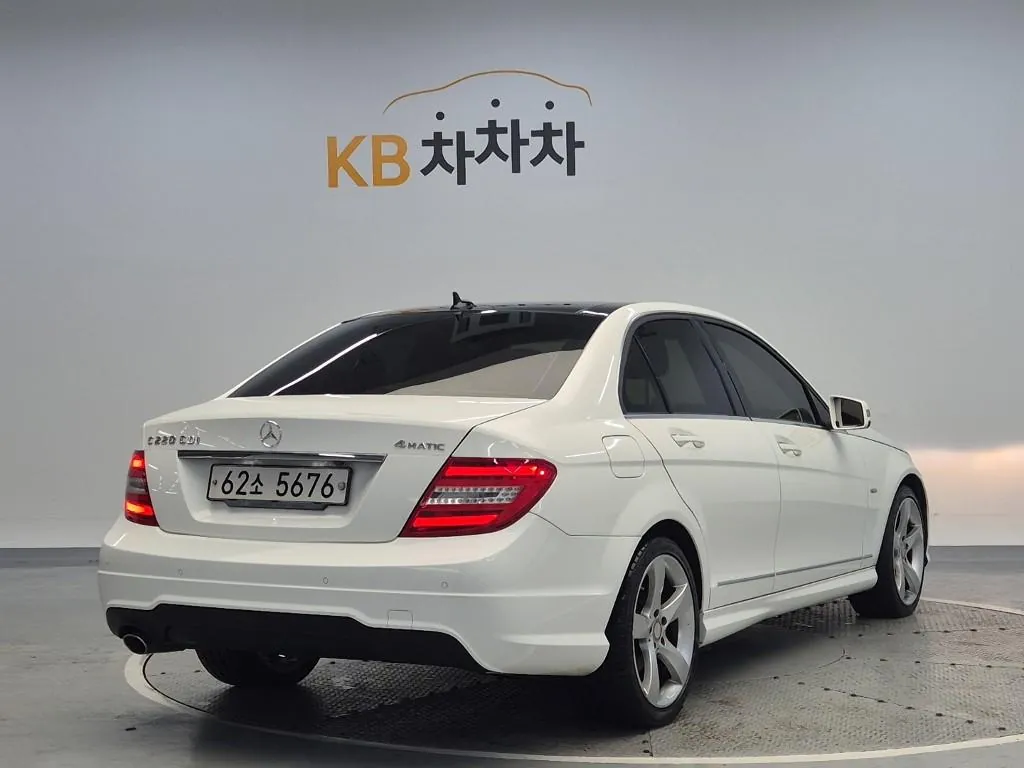 Mercedes-Benz C-Class 2014 photo 3