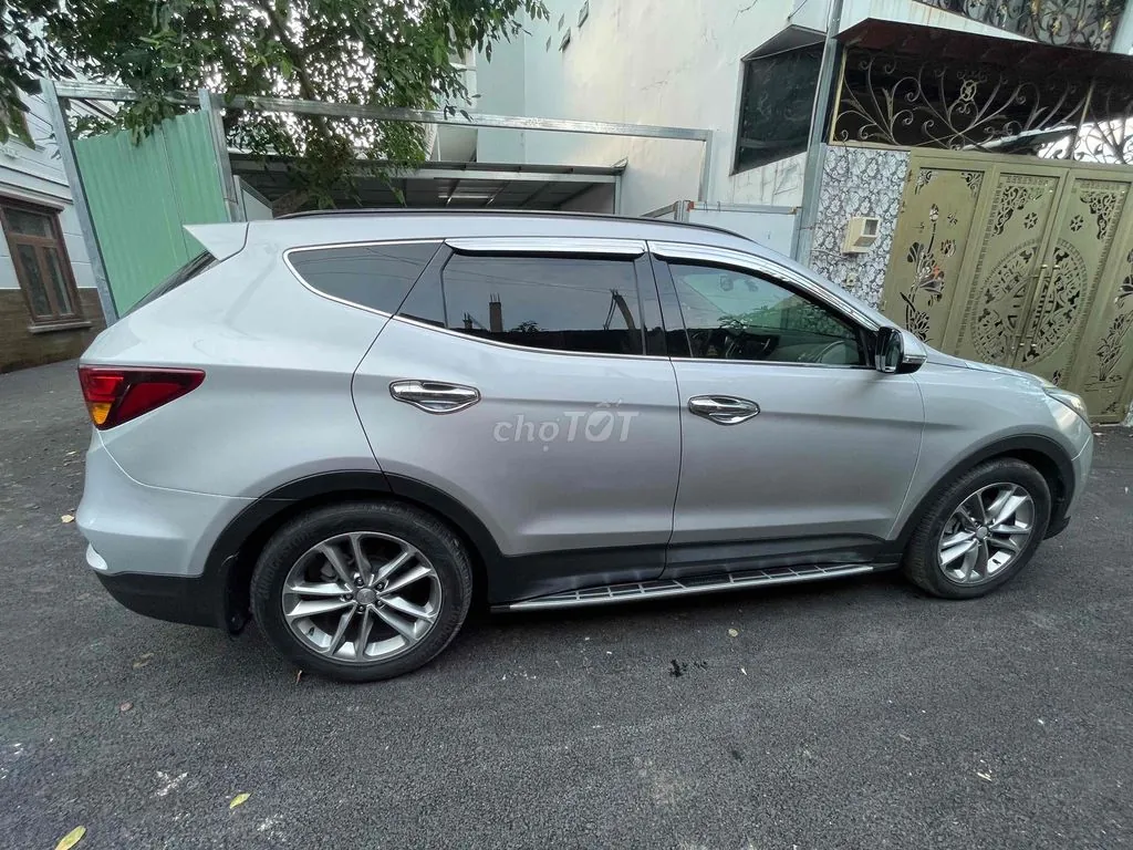 Hyundai Santa Fe 2016 photo 4