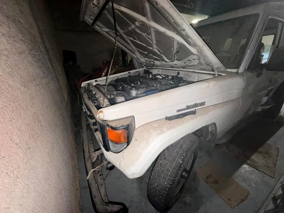 Toyota Land Cruiser
