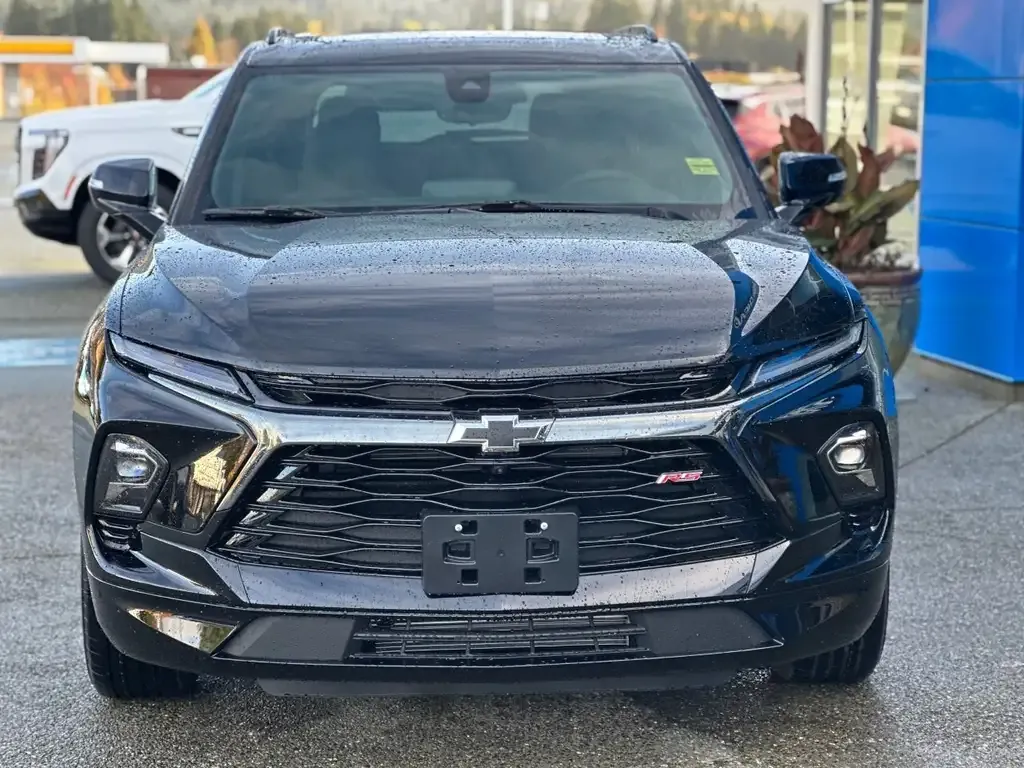 Chevrolet Blazer 2025 photo 2