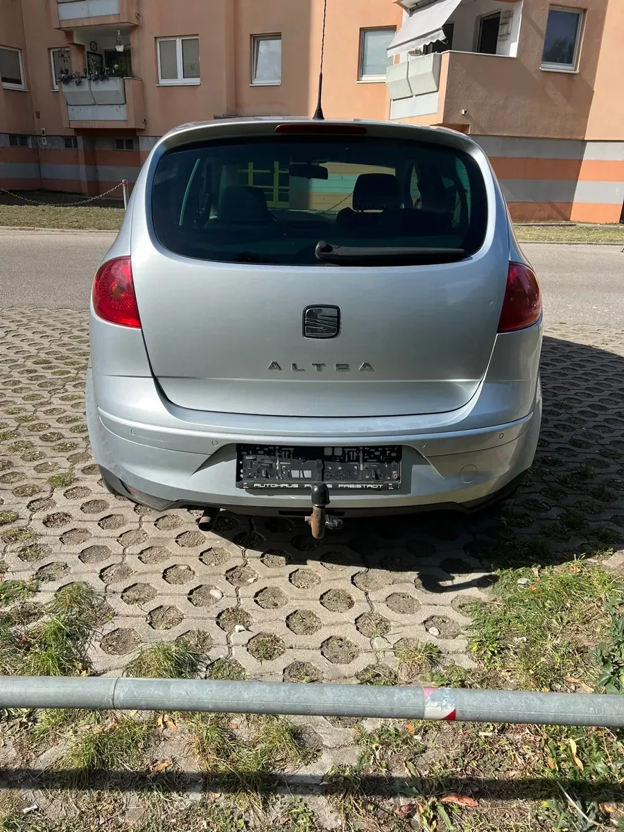Seat Altea 2009 photo 2