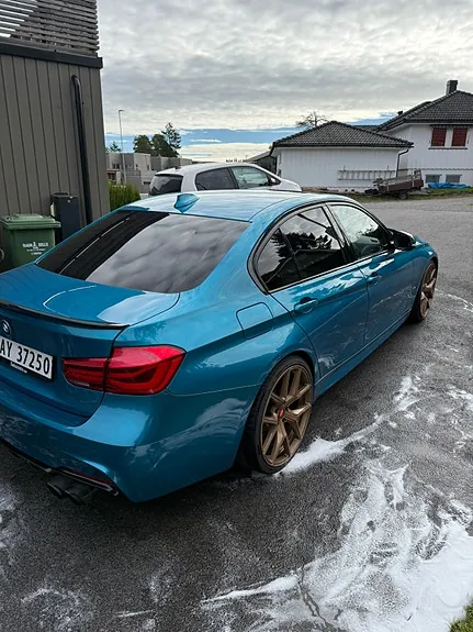BMW 330E 2018 photo 4