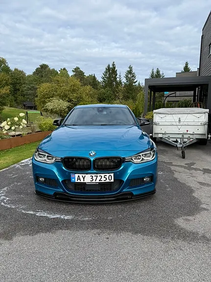 BMW 330E 2018 photo 2