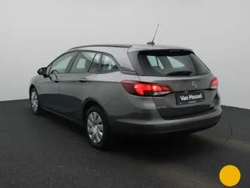 Opel Astra 2021 photo 2