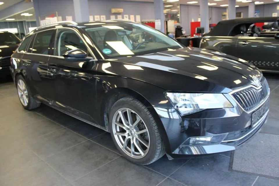 Skoda Superb Combi
