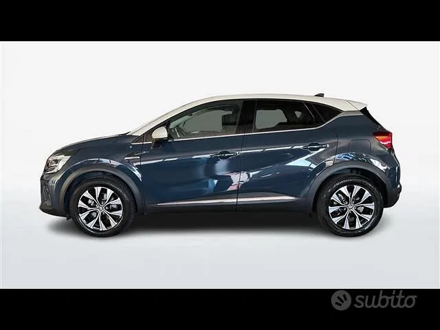 Renault Captur 2023 photo 2