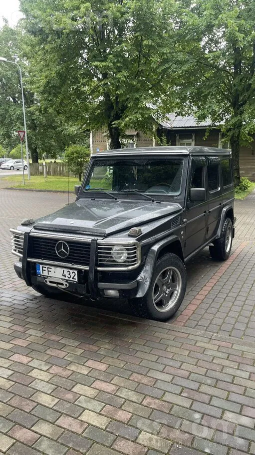 Mercedes-Benz G350