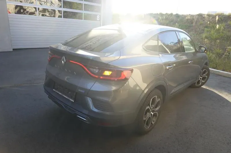 Renault Arkana 2022 photo 2