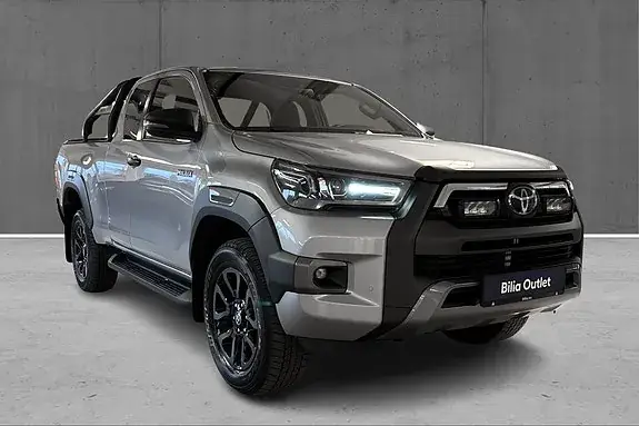 Toyota Hilux 2023 photo 3