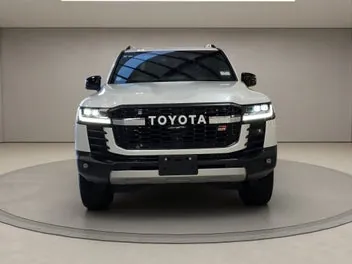 Toyota Land Cruiser 2023 photo 3