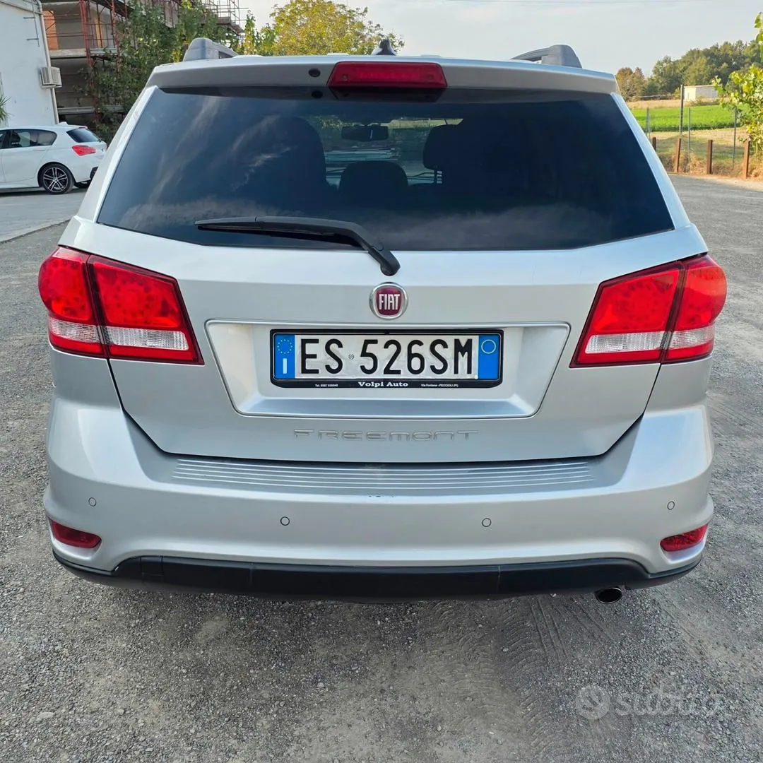 Fiat Freemont 2013 photo 4