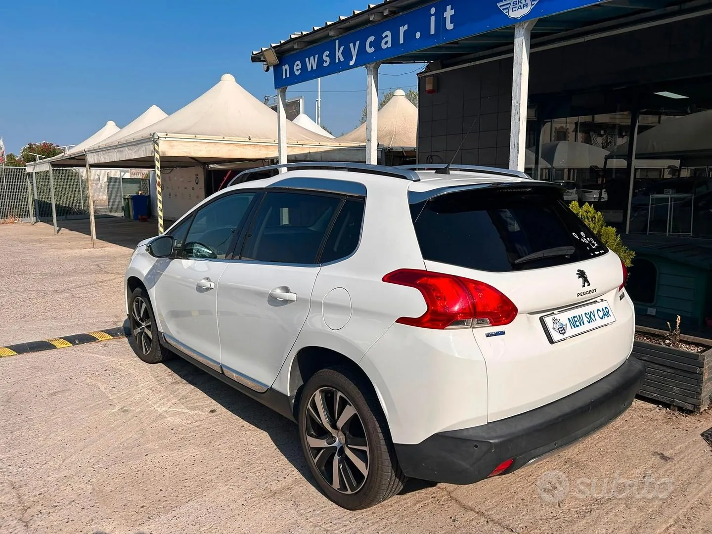 Peugeot 2008 2015 photo 4