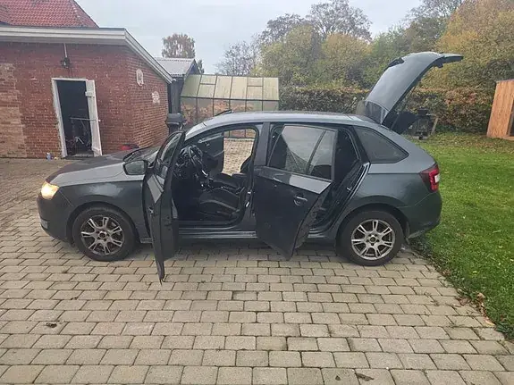 Skoda Rapid 2017 photo 4