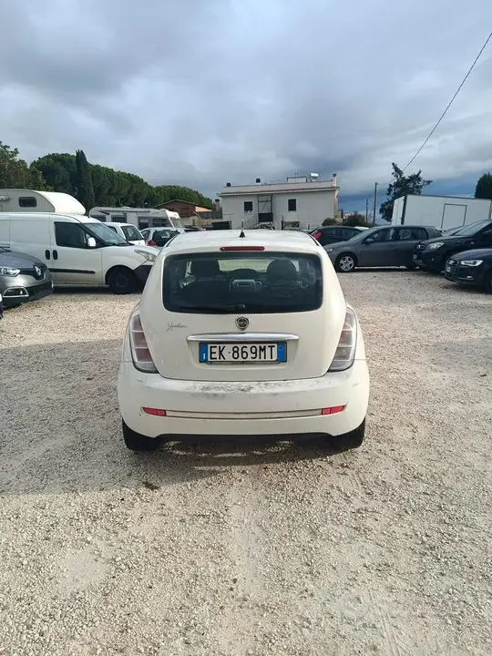 Lancia Ypsilon 2010 photo 5