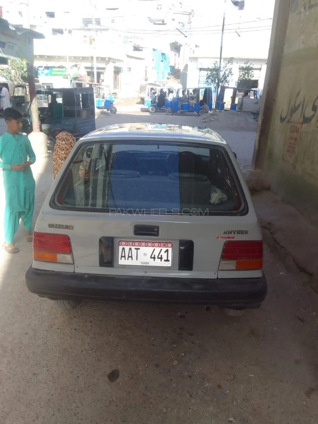 Suzuki Khyber