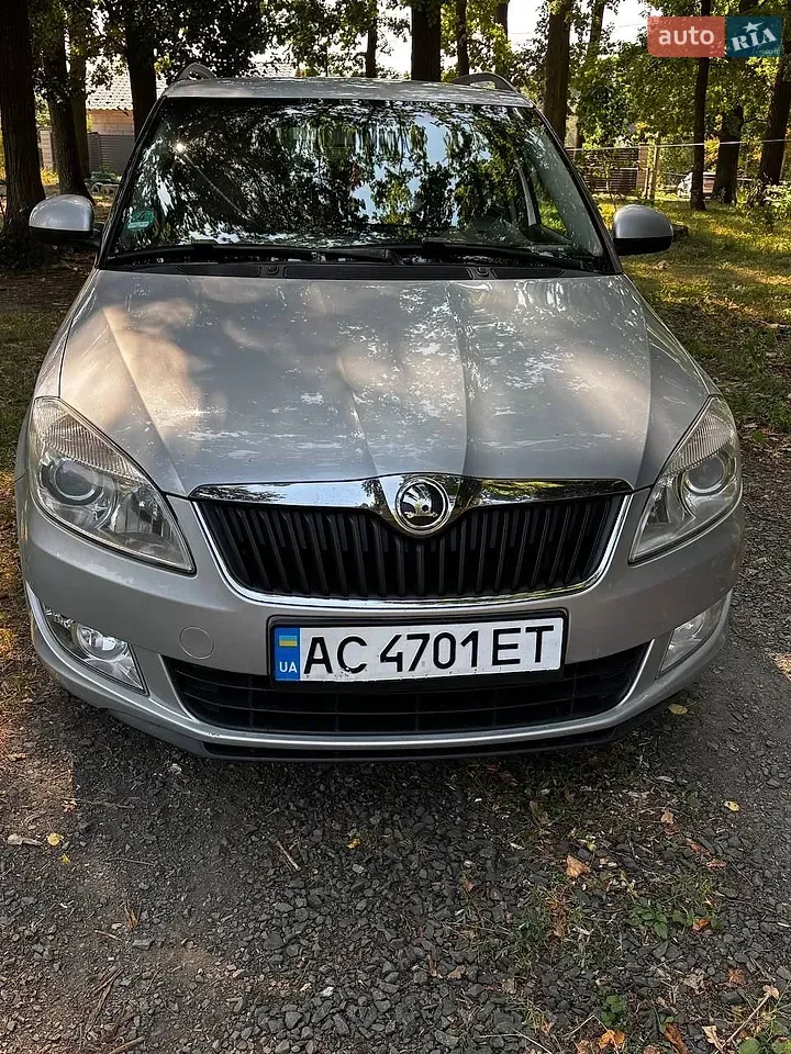 Skoda Fabia 2014 photo 5
