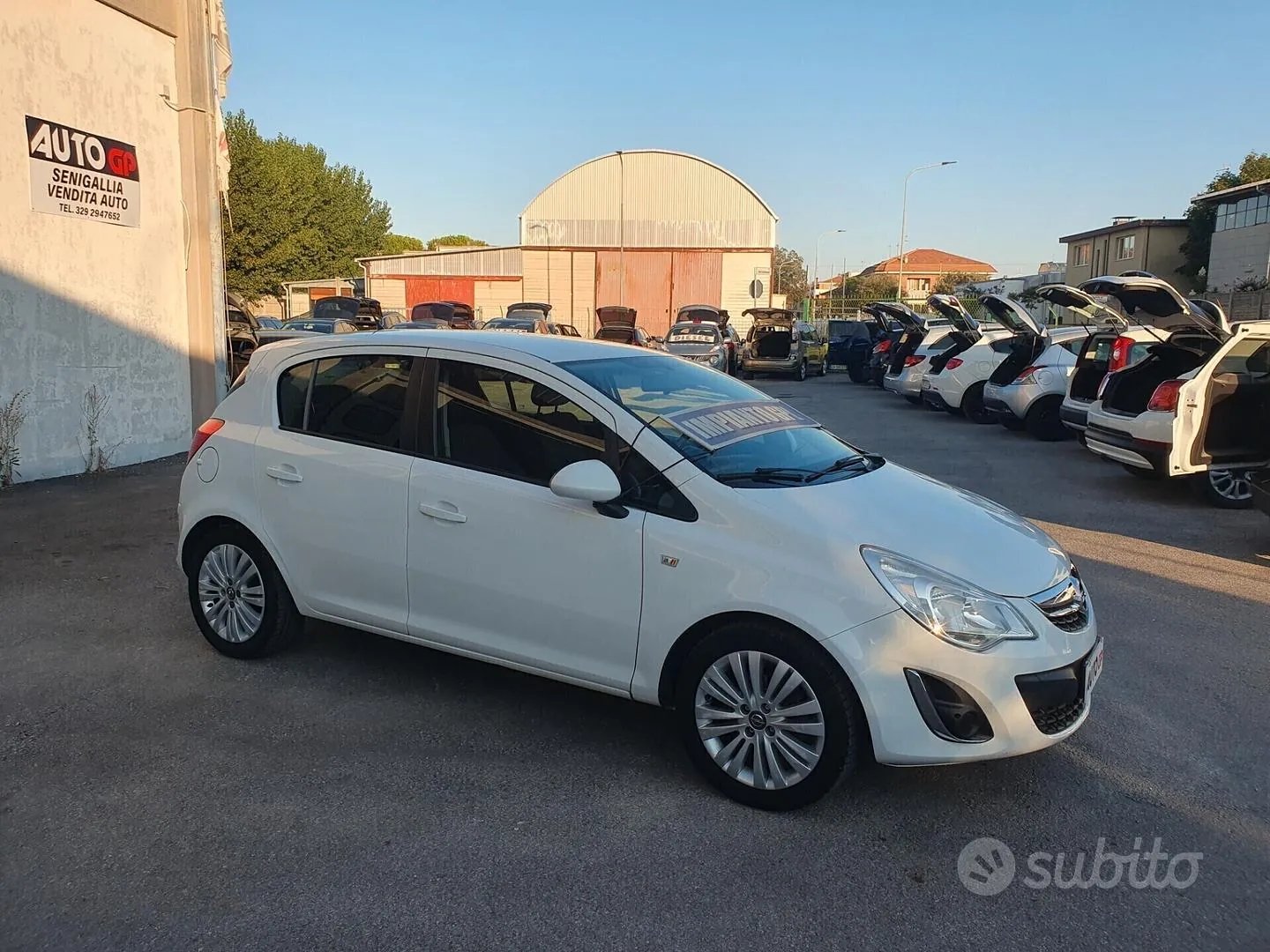 Opel Corsa 2013 photo 2