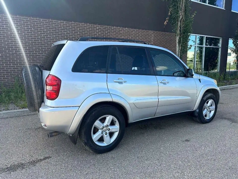 Toyota Rav4 2005 photo 5
