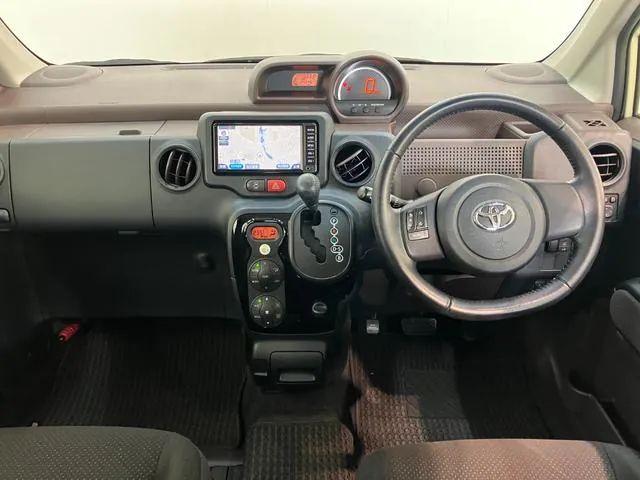 Toyota Porte G 2018 photo 2