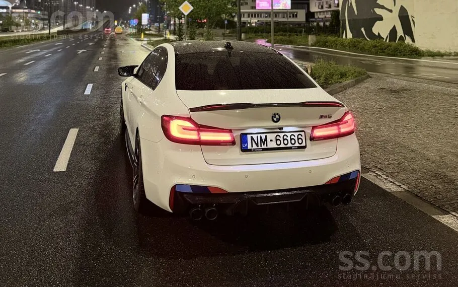 BMW M5 2019 photo 2