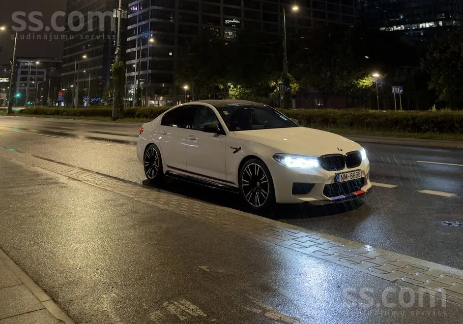 BMW M5 2019 photo 4