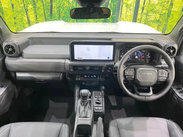 Toyota Land Cruiser Fj 2026 photo 2