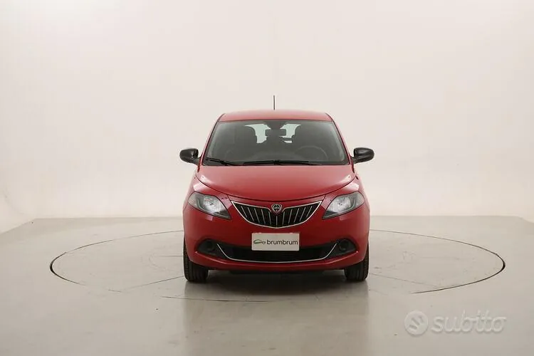 Lancia Ypsilon 2022 photo 2