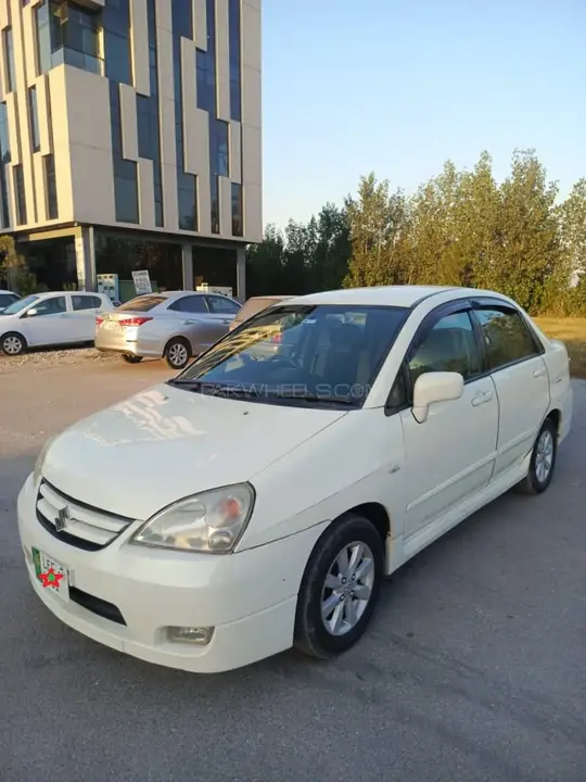 Suzuki Liana
