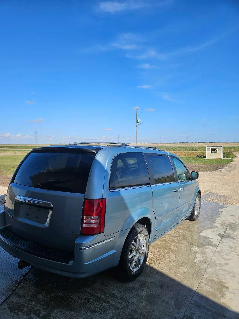 Chrysler Town And Country 2008 photo 2
