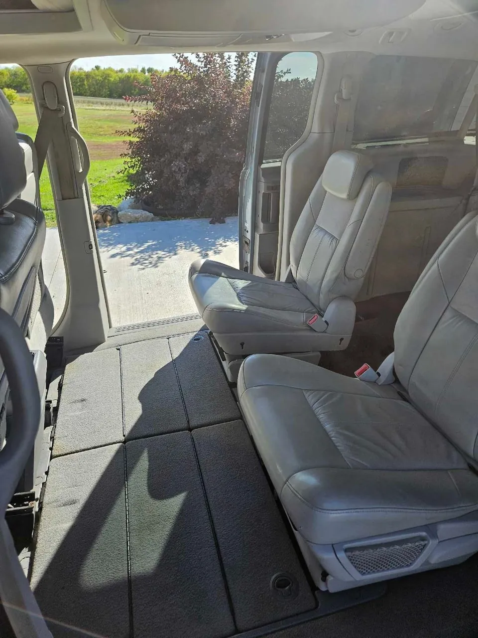 Chrysler Town And Country 2008 photo 5