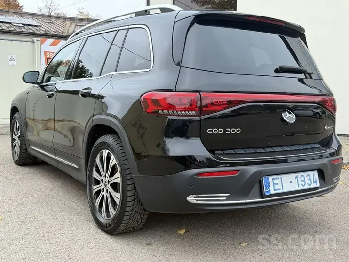 Mercedes-Benz Eqb 2022 photo 2