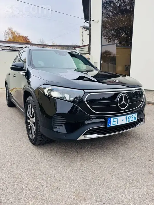 Mercedes-Benz Eqb