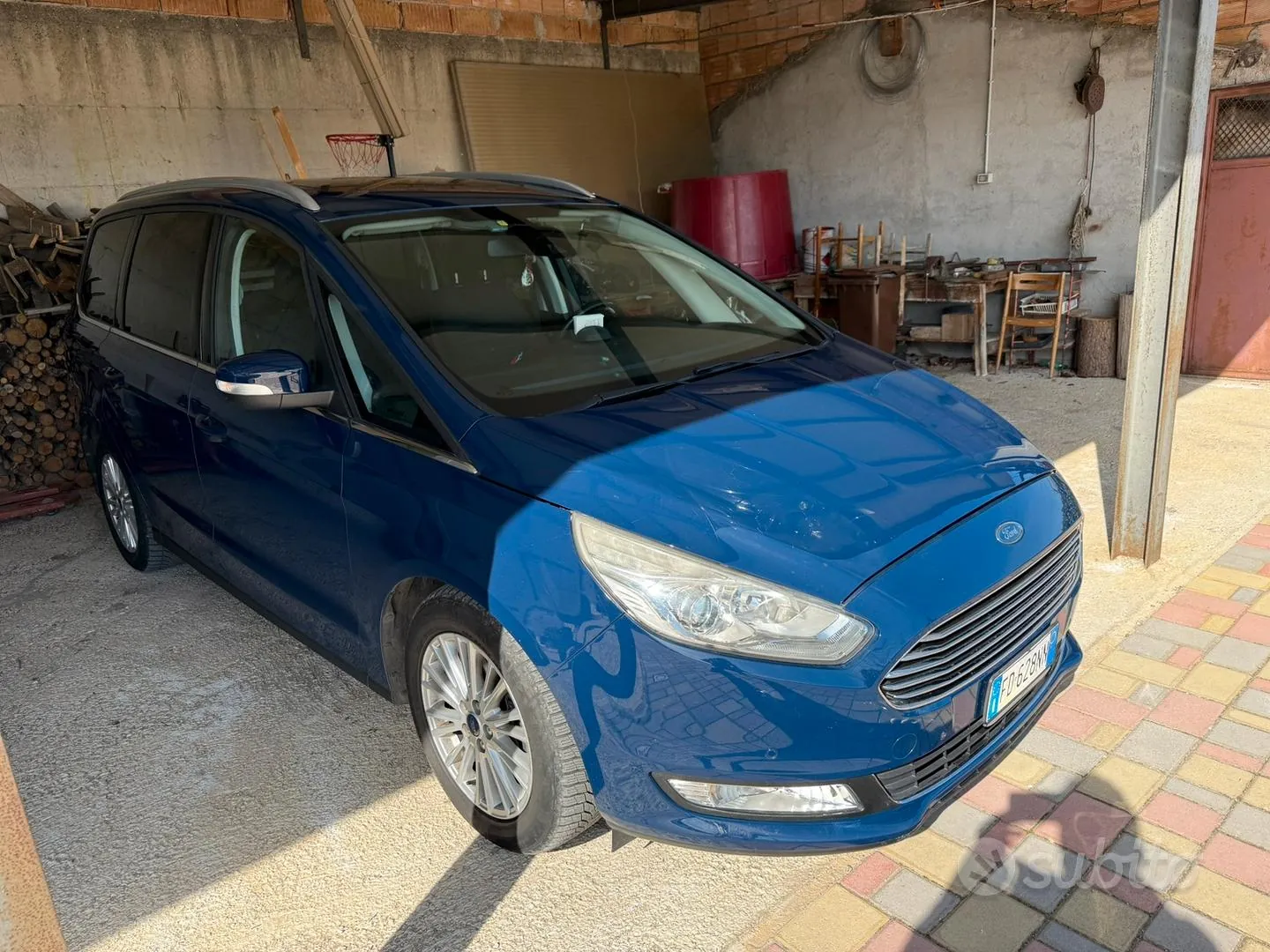 Ford Galaxy 2016 photo 2