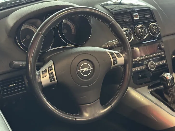 Opel Gt 2007 photo 3