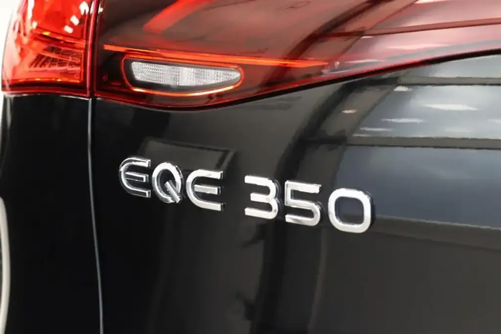 Mercedes-Benz Eqe 2023 photo 5